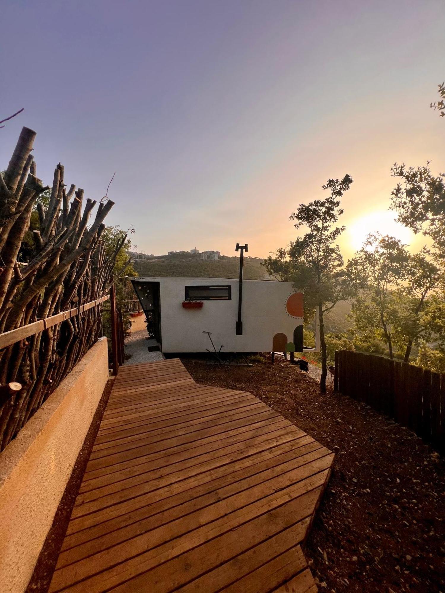 Koala Hut - Luxurious Treehouse With Outdoor Hot Tub Bed & Breakfast Abu Mizan Exterior photo